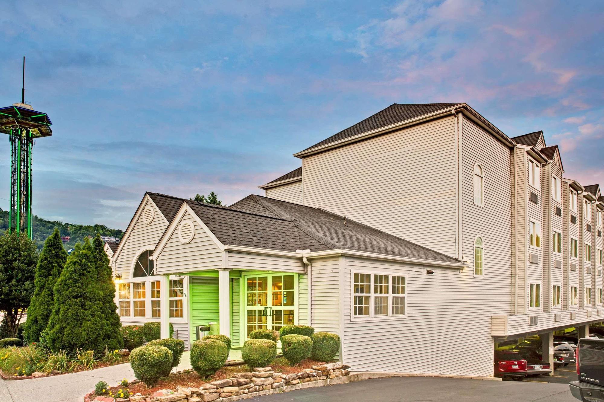 Microtel Inn&Suites by Wyndham Gatlinburg Exterior foto